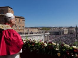 Urbi et Orbi, el Papa: Que callen las armas y cambien los corazones
