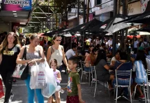 Las ventas minoristas pyme bajaron 0,6% interanual en marzo